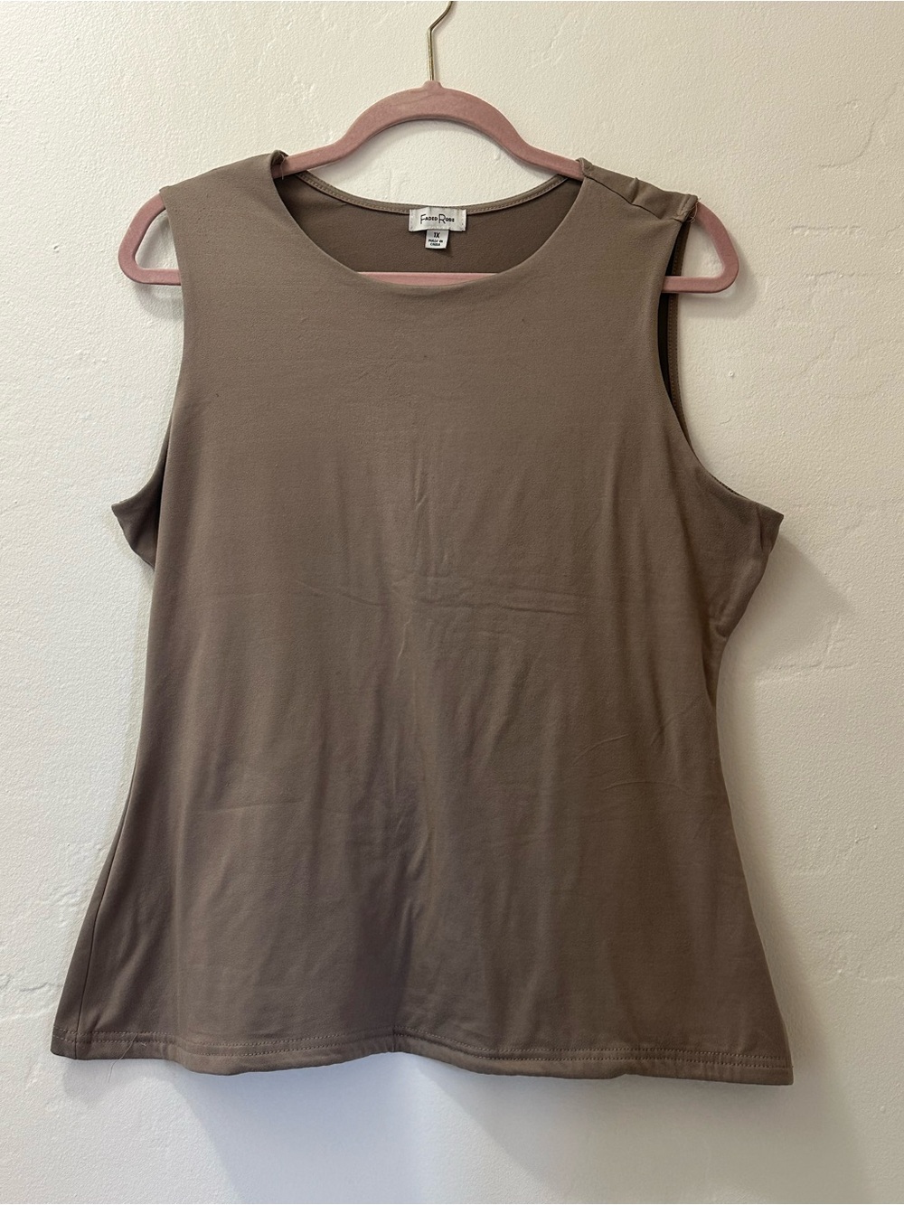 Faded Rose Relaxed Taupe Sleeveless Crewneck Tank